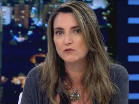 Jornalista da Folha entra com ação na Justiça contra as ofensas de Bolsonaro