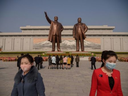 Coreia Popular mantém normas da OMS durante homenagens a Kim Il Sung
