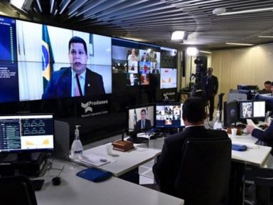 ‘Ampliação do auxílio precisa ser sancionada o mais breve possível’, diz Alcomumbre