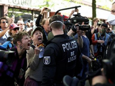 Alemanha defende saúde e proíbe manifestações ilegais contra quarentena