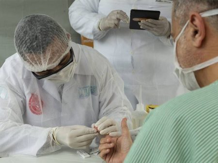 Governo atrasa bolsas de residência médica em meio à pandemia de coronavírus