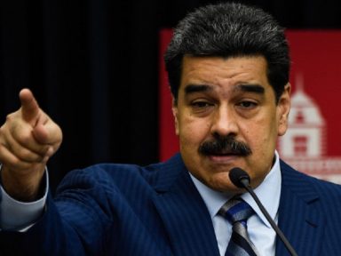 Maduro adere à cloroquina em contraposição a pesquisas científicas