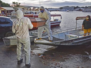 Brasil chega a 14.817 mortos por Covid-19 no dia em que ministro da Saúde pediu demissão