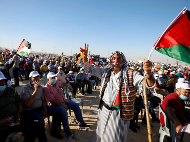 Multidão em Jericó repudia plano Netanyahu/Trump de anexar território palestino