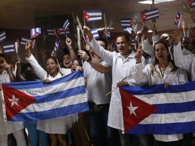 Personalidades e entidades defendem Nobel para brigadas médicas cubanas