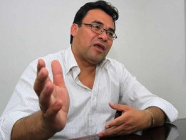 “Áñez faz uso da pandemia para se manter no poder na Bolívia”, afirma ex-ministro Jerges