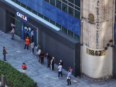 3 milhões de inscritos ainda não conseguiram receber auxílio emergencial