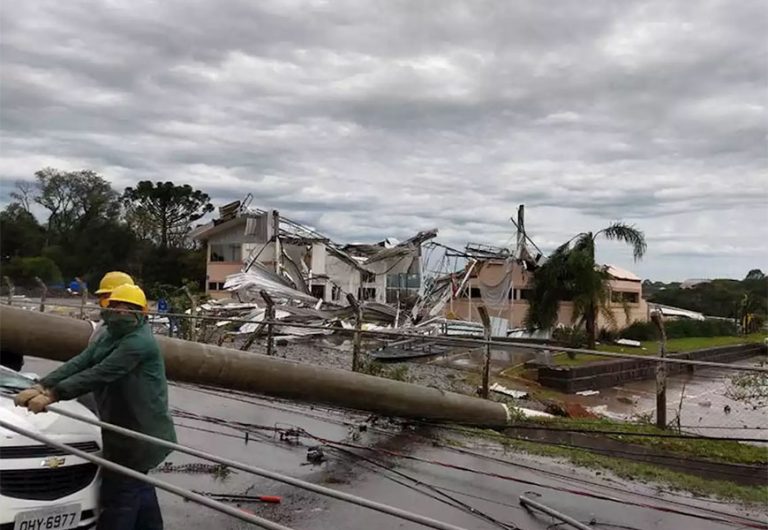 “ciclone Bomba” Deixa Ao Menos 10 Mortos No Sul Do País Hora Do Povo 4874