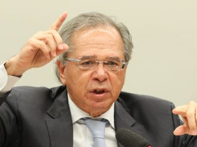 “Proposta do governo visa extinguir salário mensal e direitos”, afirmam sindicatos