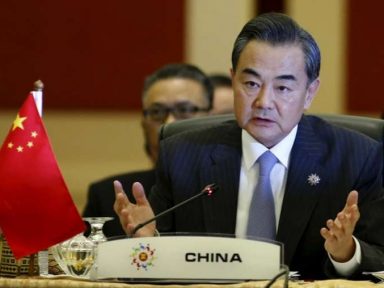 China conclama os países a rejeitar intento dos EUA de recriar a guerra fria