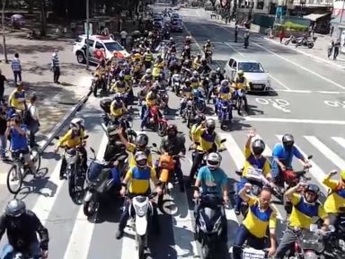 Trabalhadores dos Correios fazem carreata em SP contra retirada de direitos