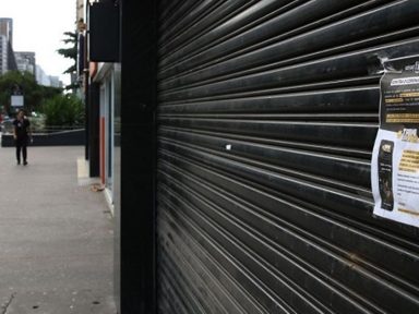 Pandemia e desgoverno encerram 135,2 mil lojas
