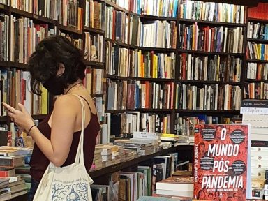 União Brasileira de Escritores divulga manifesto contra taxação de livros