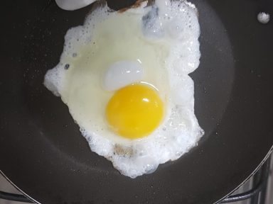 Para Bolsonaro, tem gente demais comendo