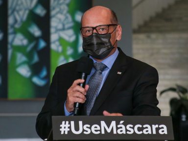 CoronaVac pode estar disponível ao SUS em dezembro, diz Instituto Butantan