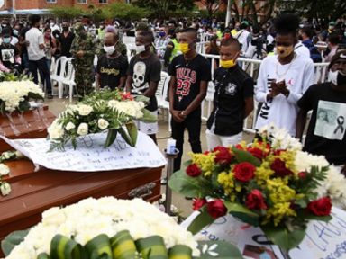 Colombianos denunciam 9 massacres e 45 assassinatos em duas semanas