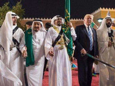Trump assume que encobriu esquartejamento de jornalista: ‘salvei o traseiro’ do príncipe saudita