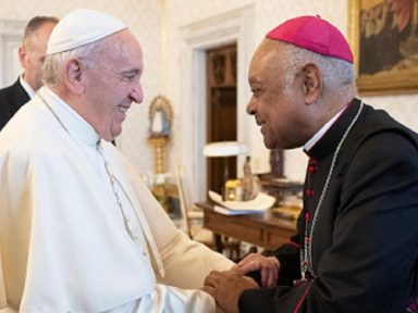 Papa anuncia nomeação do primeiro cardeal negro nos Estados Unidos