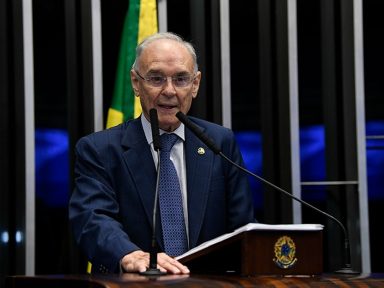 Morre de Covid-19 senador aliado de Bolsonaro e defensor da cloroquina