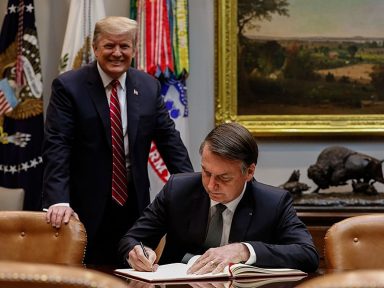 Bolsonaro a serviço de Trump, por Luciana Santos