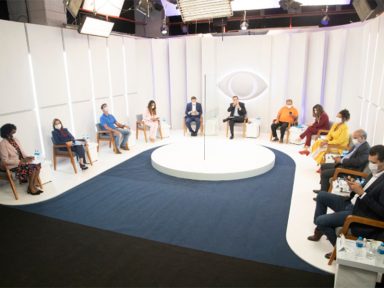 Candidatos criticam gestão de Crivella durante debate no Rio