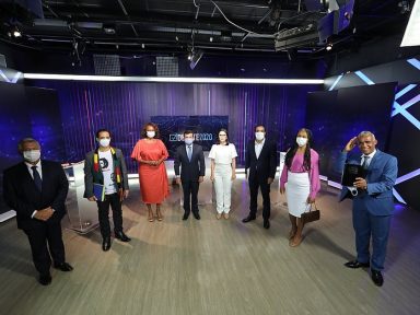 Olívia defende mais creches, Denice o turismo e Bruno Reis a gestão de ACM Neto