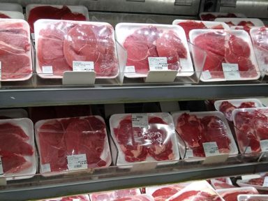 Preço da carne dispara e Bolsonaro não faz nada