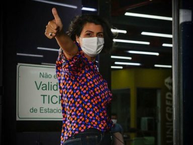 Ibope: Manuela amplia vantagem e vai a 27%; candidata vence qualquer adversário no segundo turno