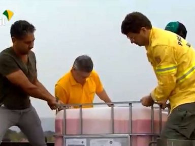 Ibama diz que suspendeu compra de retardantes nocivos que Salles defendeu