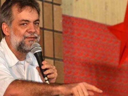 Dirigente do PT e secretário de Saneamento do Recife critica Marília Arraes