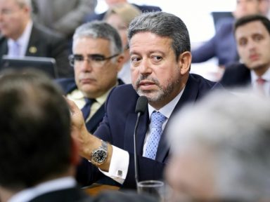 Turma do STF tem maioria  contra Arthur Lira, acusado de receber propina