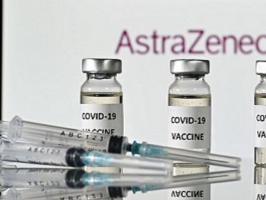 Vacina da AstraZeneca: especialistas questionam eficácia e transparência em testes