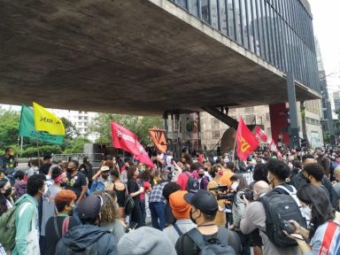 SP: Marcha da Consciência Negra exige justiça por João Alberto, morto por seguranças do Carrefour
