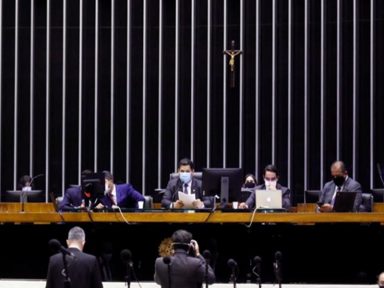 Congresso derruba veto de Bolsonaro à desoneração