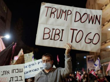 Multidão em Tel Aviv celebra derrota de Trump nos 25 anos do assassinato de Rabin
