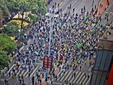 Com 116 anos de atraso, “segunda revolta da vacina” reúne apenas 299 revoltados na Paulista