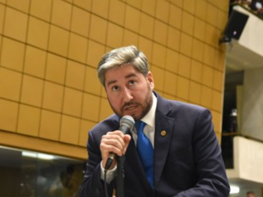 Cidadania afasta Fernando Cury após assédio à deputada Isa Penna na Alesp