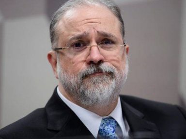 Aras dá aval para Bolsonaro desrespeitar o STF e não depor