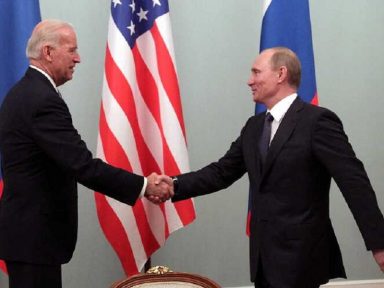 Putin felicita Biden pela vitória e se diz “pronto para interagir”