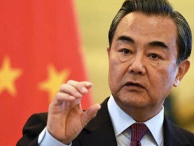 Deteriorar relações com a China é “erro estratégico dos EUA”, afirma ministro Wang