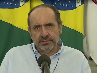 “Se o governo federal não comprar a vacina, é caso de guerra”, diz prefeito de BH