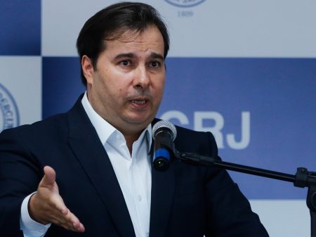 Maia anuncia filiação ao PSDB e comandará federação com o Cidadania