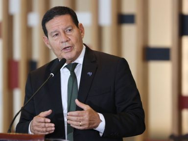 Vice Mourão também é diagnosticado com Covid-19.  Seu estado de saúde é “bom”