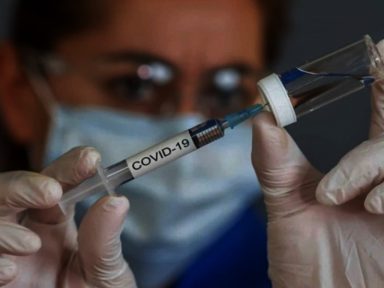 Onze ex-ministros da Saúde se unem contra descaso do governo e cobram vacinação