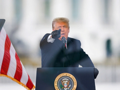Processo de Impeachment de Trump por “incitar” golpe fascista segue para o Senado