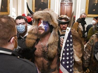 Trump insuflou a invasão do Congresso norte-americano