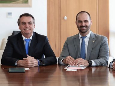 Bolsonaro e seus filhos fizeram 469 ataques à imprensa em 2020, diz entidade