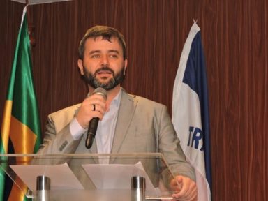 “Sobre a guerra em torno da eficácia das vacinas”, por Nésio Fernandes