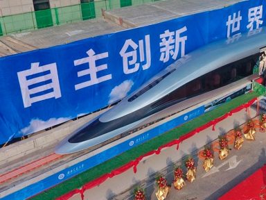 China testa trem que atinge a velocidade de 620 km/h