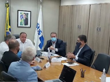 Prefeitos: Pazuello prometeu início da vacinação dia 20; mas Ministério não confirma